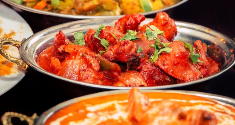 Entdecken Sie die besten Mahlzeiten für zu Hause von einem Indian food company.
