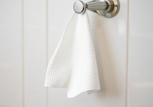 Papierhandtücher: Ein unverzichtbares Hilfsmittel für Hygiene und Komfort